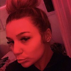 Meet your Posher, Brianna